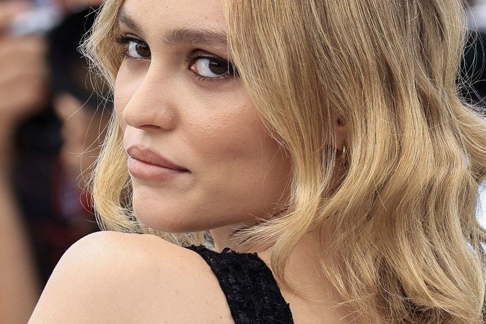 Johnny Depp müstehcen sahneleri nedeniyle eleştirilen kızı Lily-Rose'u savundu - 5