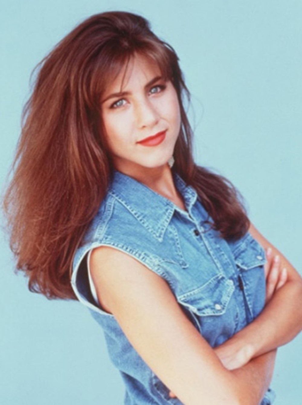 Su Burcu Yazgı Coşkun'dan nostaljik kare (Ünlülerin çocukluk ve gençlik halleri) - 687