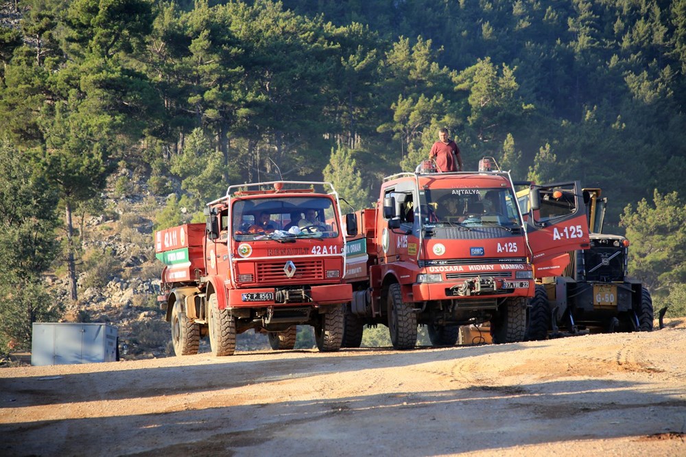 Mersin ve Hatay'da orman yangınları devam ediyor - 6