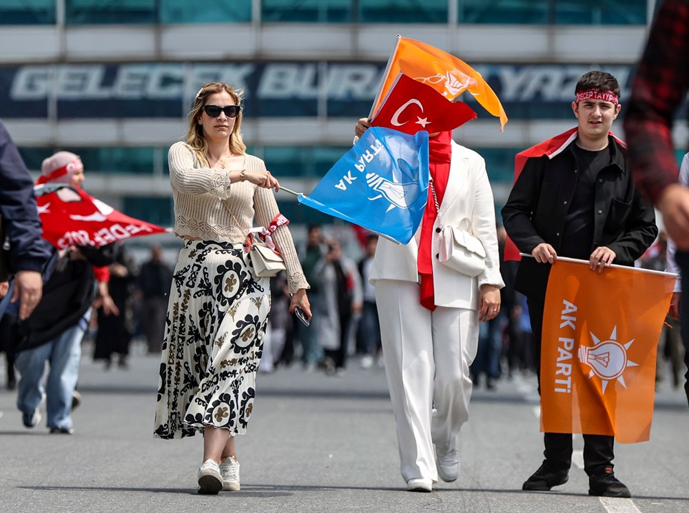 D-100'de "Büyük İstanbul Mitingi" yoğunluğu (Atatürk Havalimanı'nda AK Parti mitingi) - 5