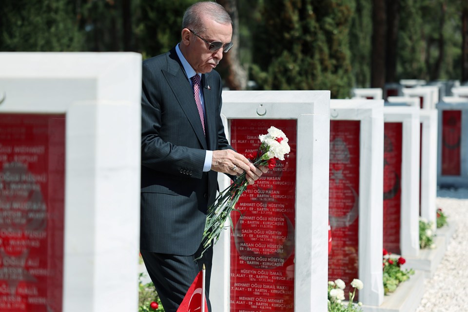 Cumhurbaşkanı Erdoğan: Çanakkale ruhu, yolumuzu aydınlatmaya hep devam edecek - 1