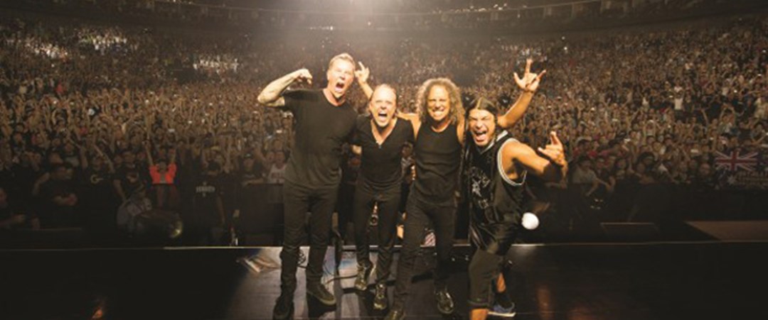 Сколько человек было на концерте металлики. Сколько человек было на концерте металлики. Metallica тушино 1991. Металлика в лужниках 2007. Metallica тушино 1991.