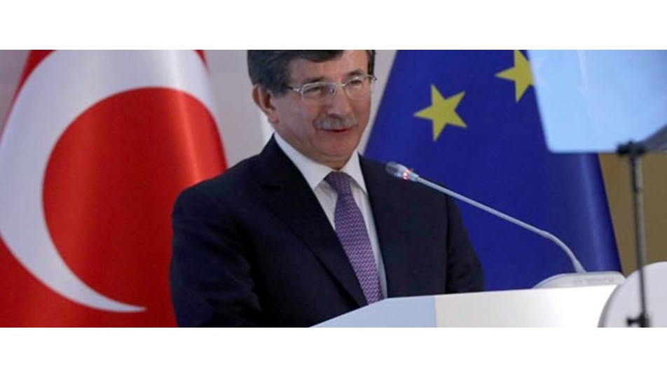 Davutoğlu'ndan mekik diplomasisi