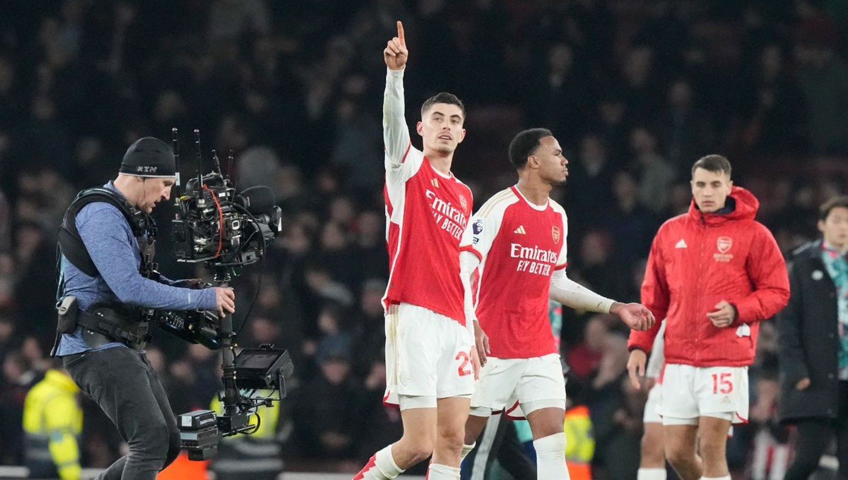 Premier Lig'de zirvenin yeni sahibi Arsenal Premier Lig'de zirvenin yeni sahibi Arsenal