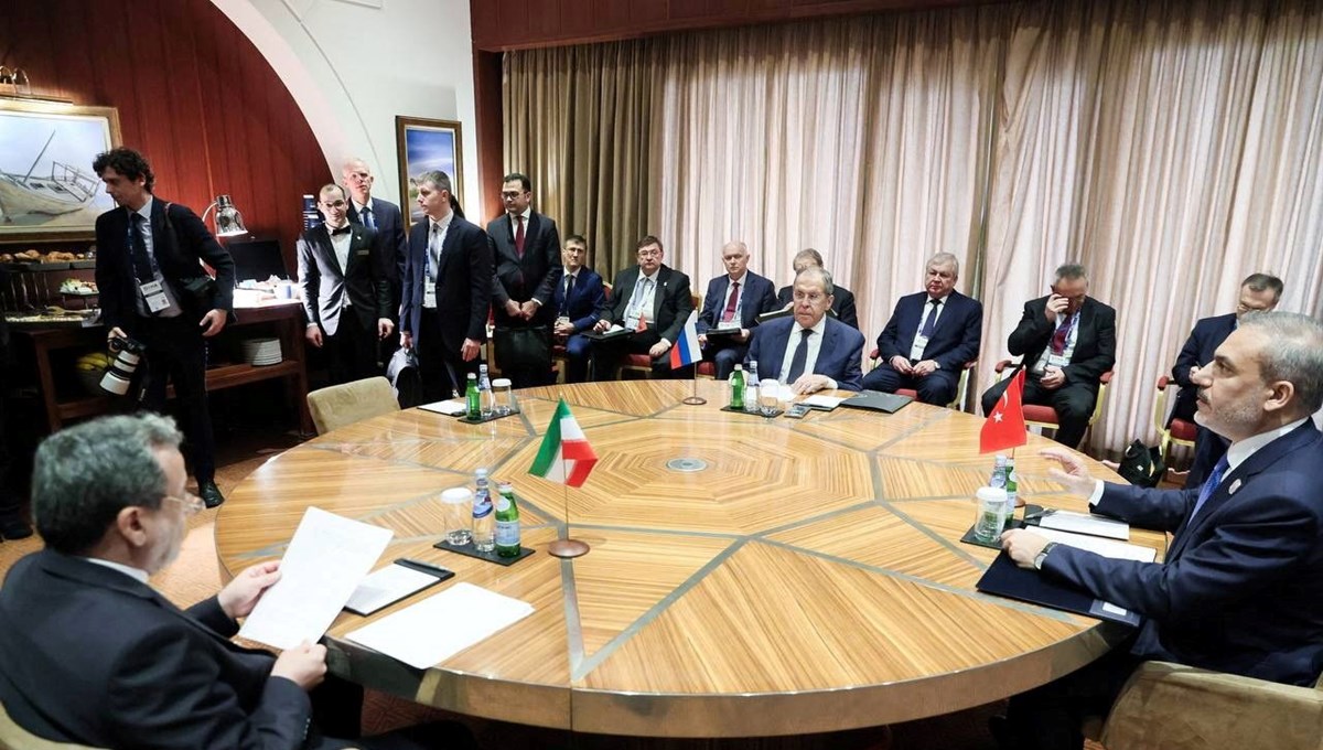 Doha'da Suriye zirvesi: Fidan, Lavrov ve Arakçi bir arada Doha'da Suriye zirvesi: Fidan, Lavrov ve Arakçi bir arada