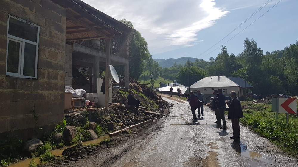 Bingöl'de depremin en çok etkilediği bölgeden son kareler - 7