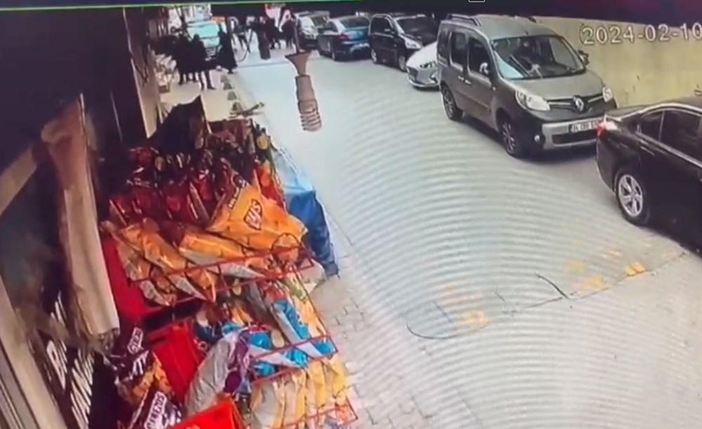 AK Parti seçim çalışmasına saldırıdan yeni görüntüler: Saldırganların izleri MOBESE kameralarında! 150 kişilik ekip izliyor - 8