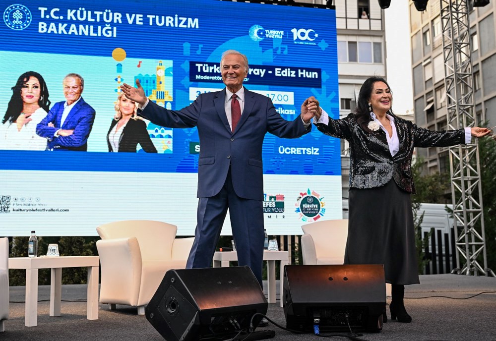 Türkan Şoray ve Ediz Hun Efes Kültür Yolu Festivali'ne katıldı - 17