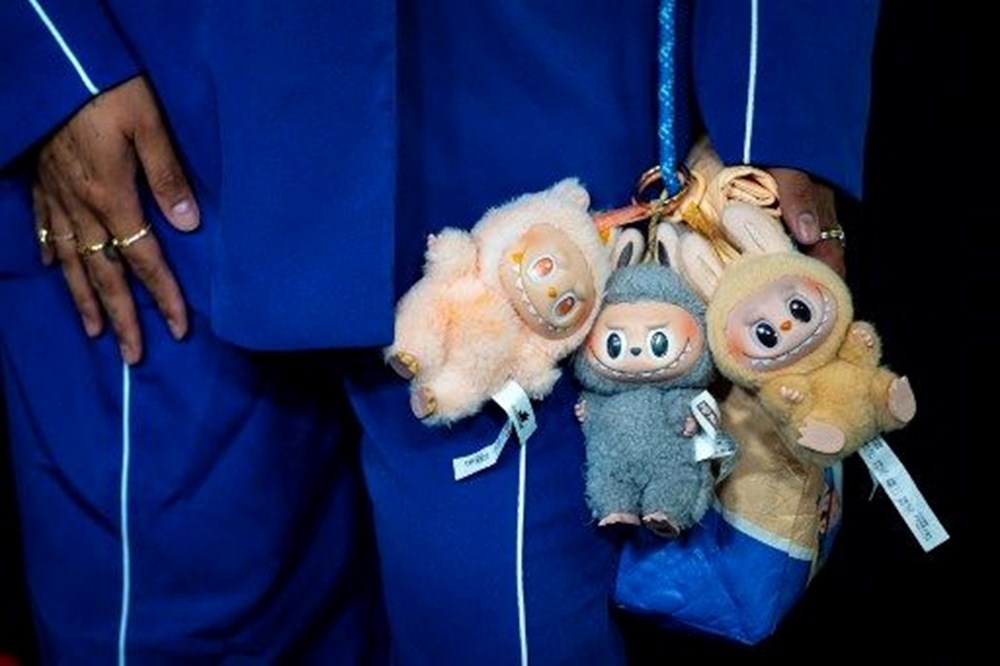 Labubu çılgınlığı sona mı eriyor? Sahibi zengin oldu, 150 bin dolara satılıyor - 3