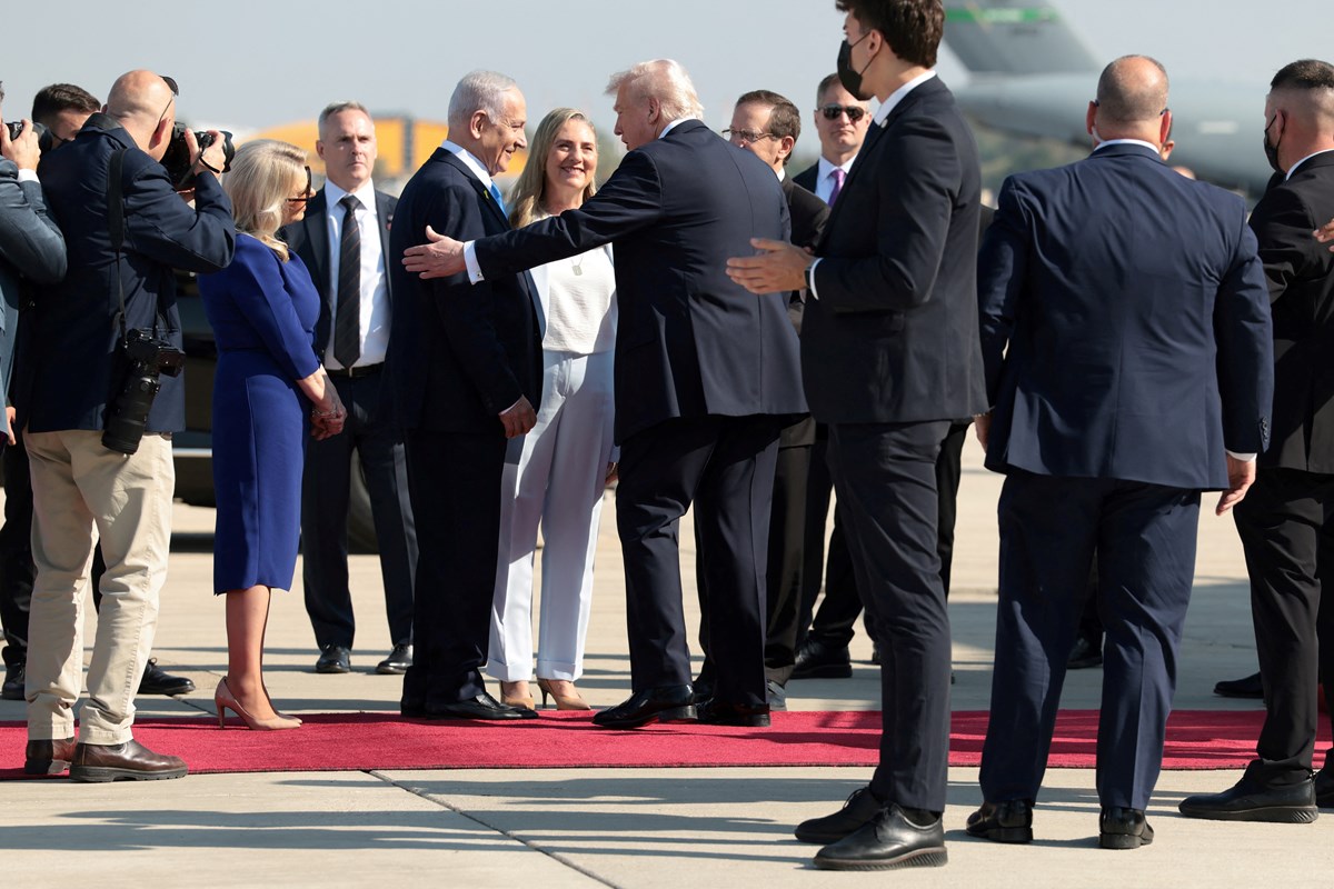 ABD Başkanı Trump, İsrail Başbakanı Netanyahu tarafından karşılandı.