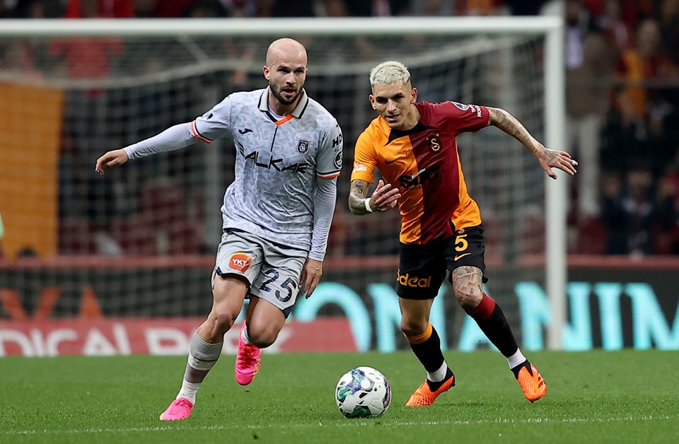 Galatasaray kritik virajı tek golle geçti (Galatasaray-Başakşehir maç sonucu) - 1