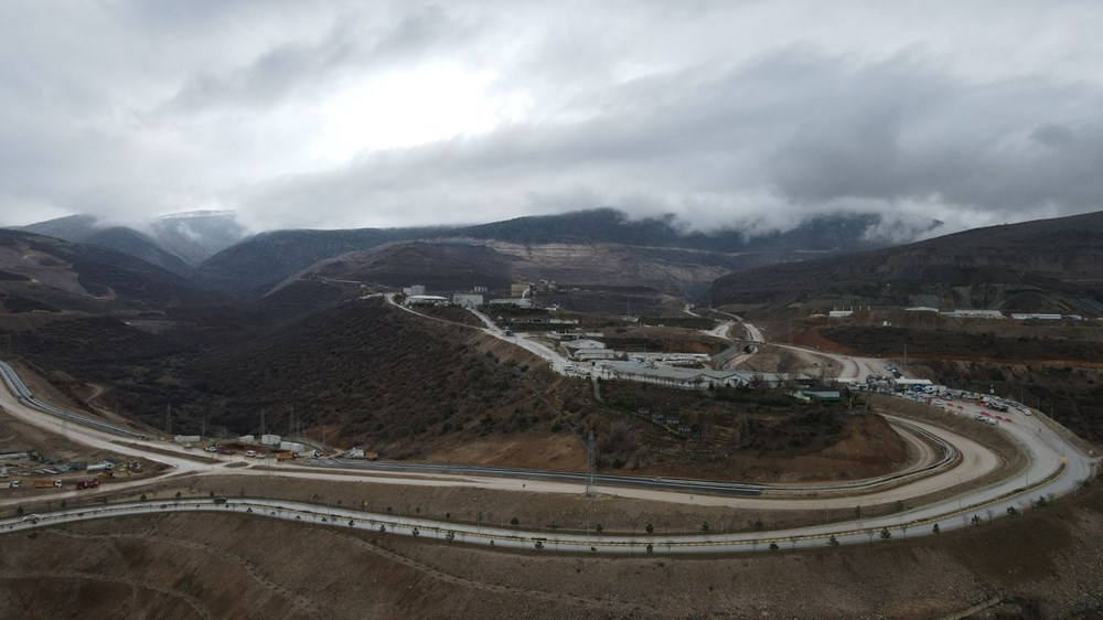 Erzincan İliç’te altın madeni faciası | Enerji Bakanı: Heyelan alanında 400 bin kamyonluk toprak kütlesi var - 2