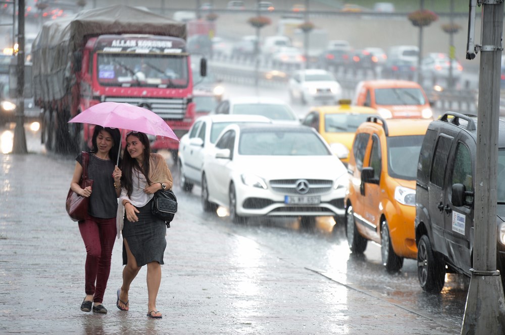 İstanbul'da yaz yağmuru - Son Dakika Türkiye Haberleri | NTV Haber