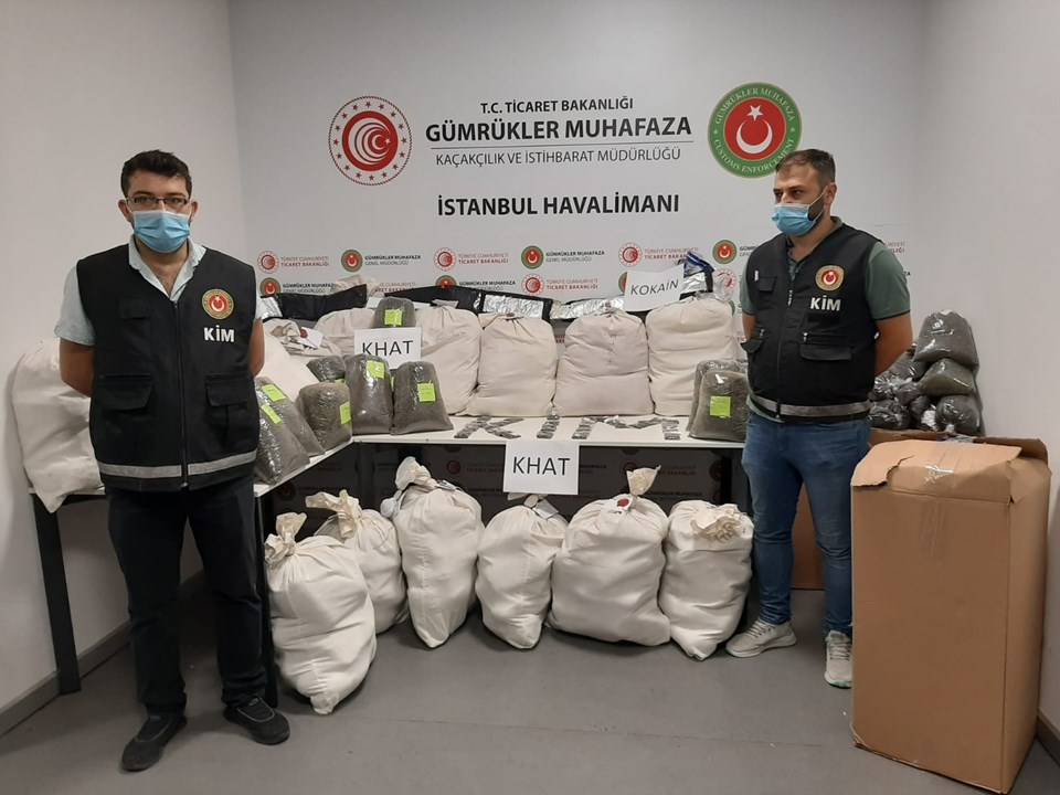 İstanbul Havalimanı'nda 24 milyon liralık uyuşturucu operasyonu - 1