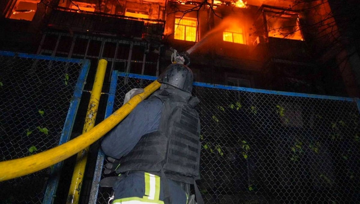 Rusya'dan Odesa'ya saldırı: 2 ölü