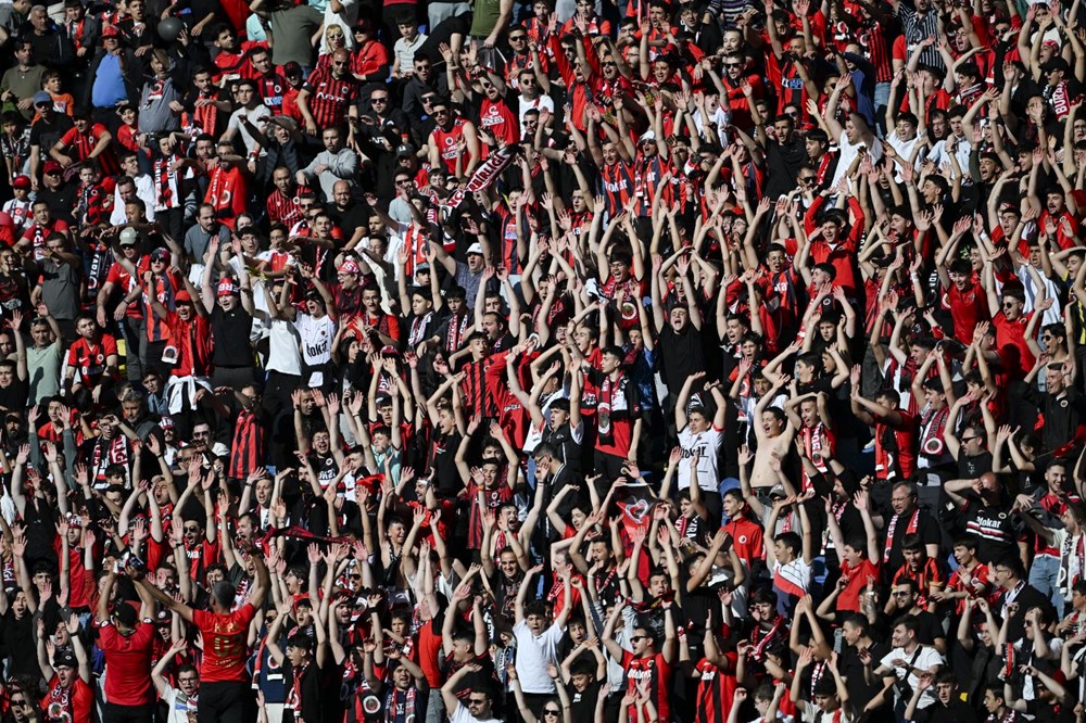 Süper Lig için son 90 dakika! Asırlık çınar 4 yıl sonra dönüyor - 6