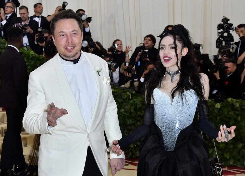 Elon Musk'ın eski sevgilisi Grimes yeni bir aşka yelken açtı - 5