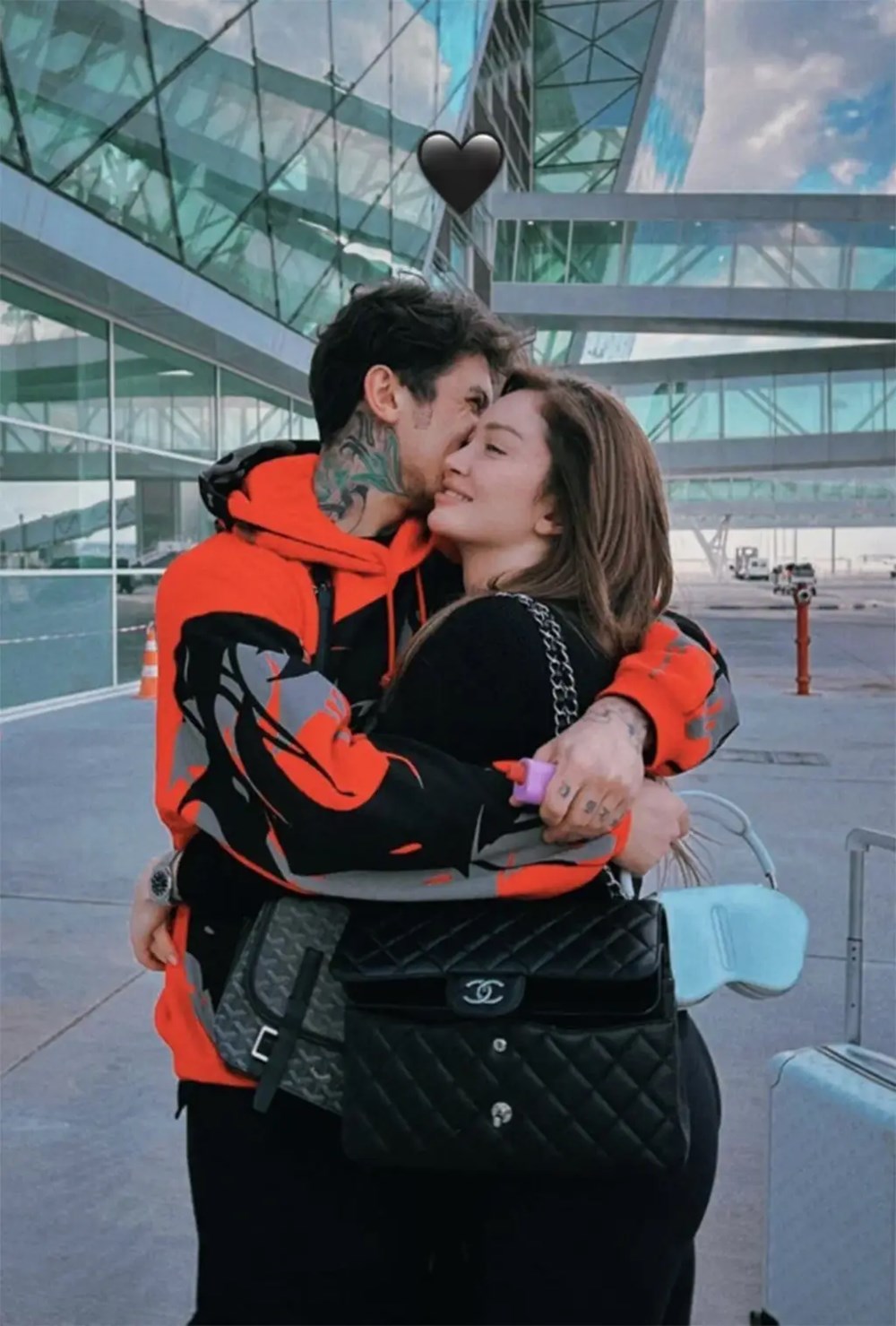 Çakal ve Ala Tokel'den Danla Bilic'e takviye | Ünlü fenomen darp fotoğrafını paylaştı 74 UvZSkMGG40K0 ecfXN4s1A