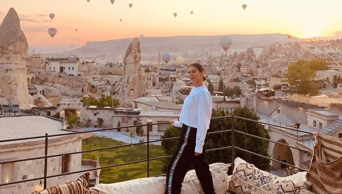 Oyuncu Demet Özdemir’in Kapadokya tatili
