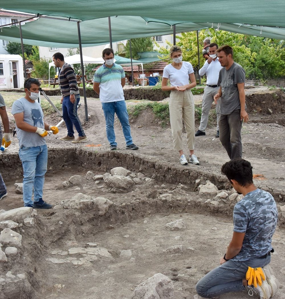 Bilecik'teki Batı Anadolu’nun en eski ergen iskeleti bulundu - 7