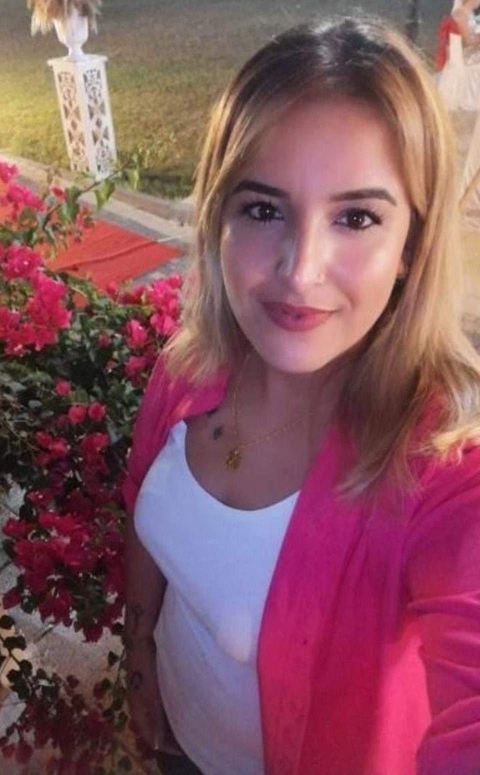 3 gündür kayıp olan kadın erkek arkadaşının evinde ölü bulundu - 1