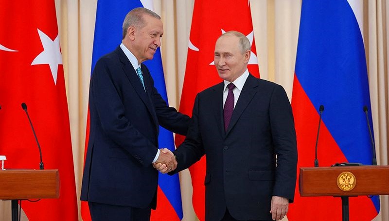 Erdoğan, Putin'le telefonda görüştü