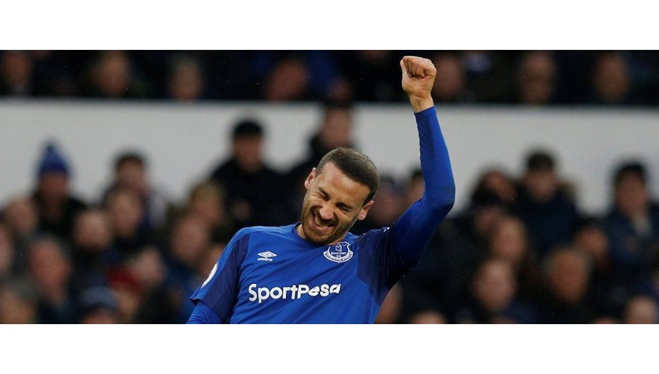 Cenk Tosun Premier Lig'de ilk golünü attı