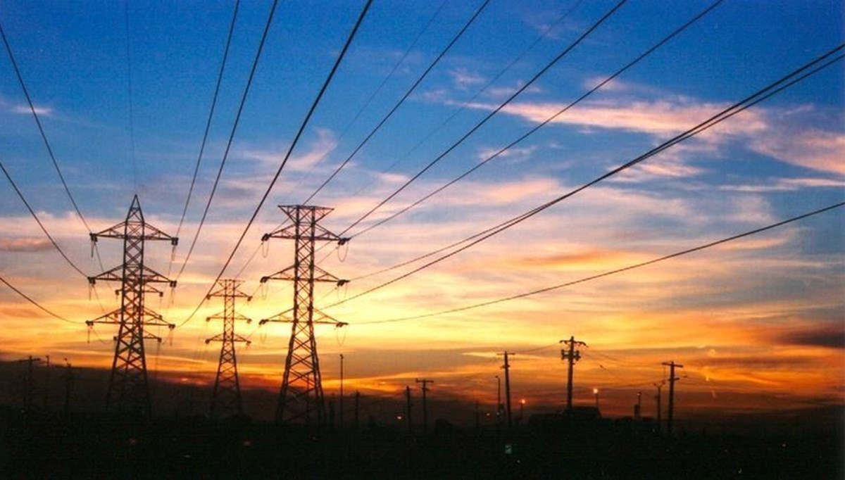 Temmuzda da elektrik tüketimi arttı Temmuzda da elektrik tüketimi arttı