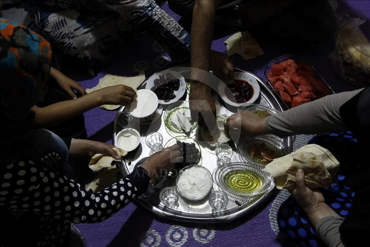 Sahurda ve iftarda yediklerinize dikkat! Ramazanda hangi yemekleri yiyelim?