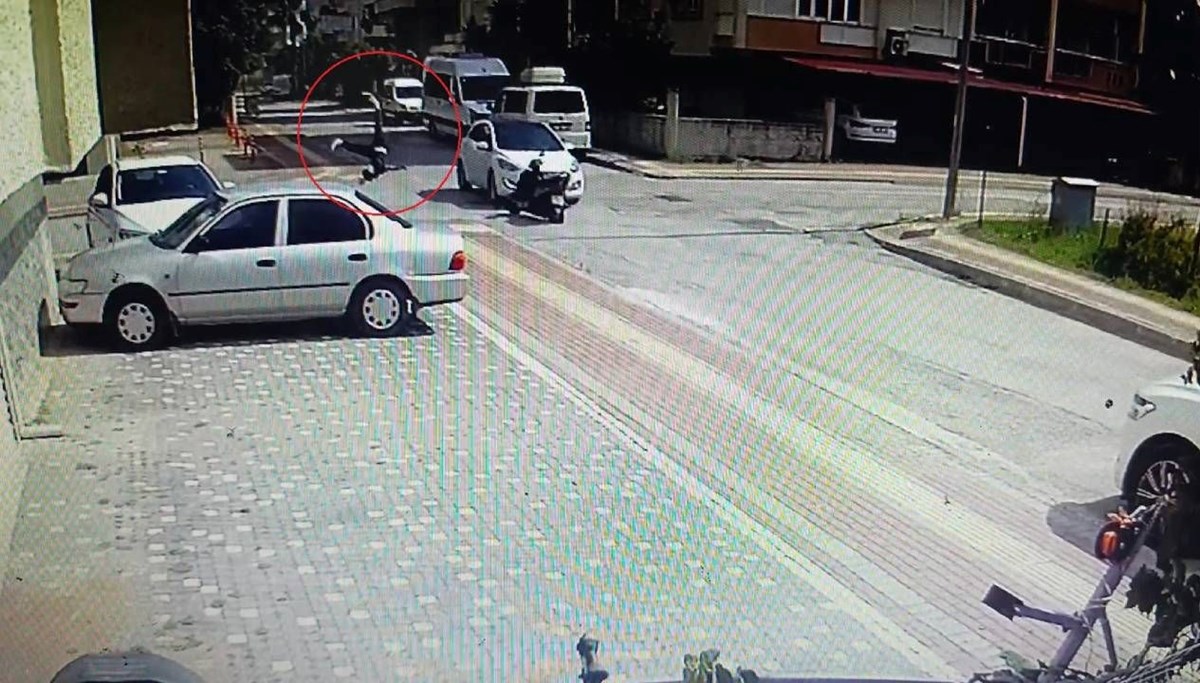 Havada taklalar attı