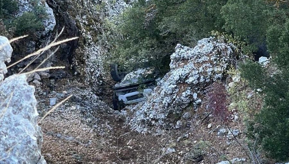 Mersin'de feci kaza: 1 ölü Mersin'de feci kaza: 1 ölü