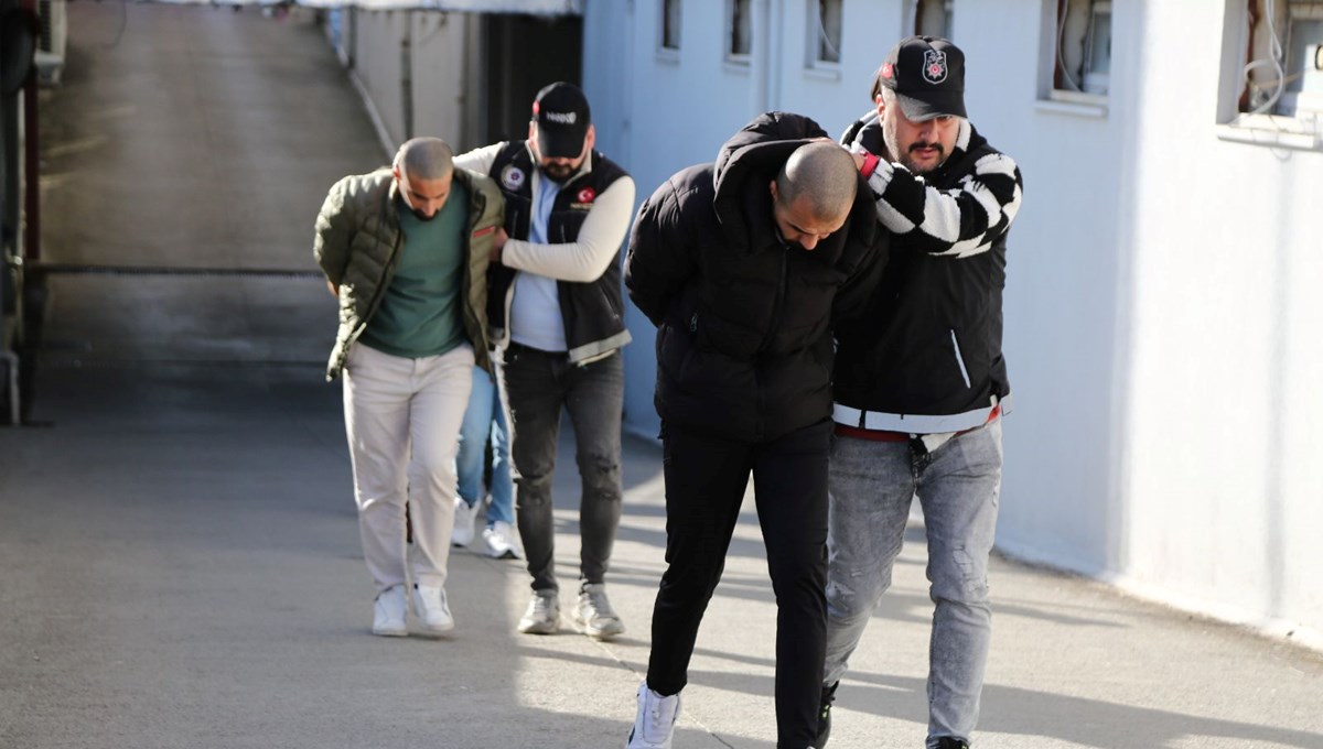 Sakatat arası uyuşturucu! 4 kişi tutuklandı Sakatat arası uyuşturucu! 4 kişi tutuklandı