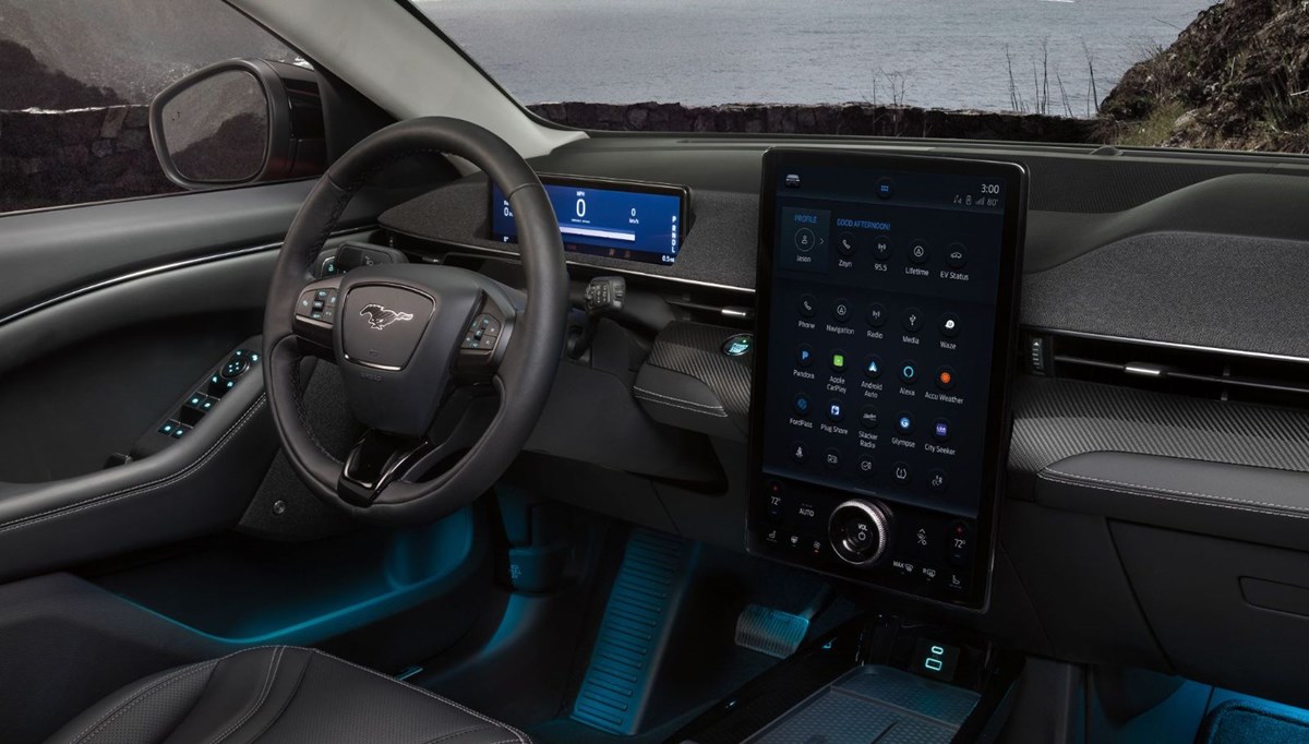Ford, yeni elektrikli araçlarını Dijital Autoshow'da görücüye çıkardı