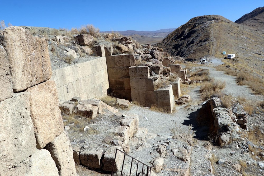 Urartuların 2 bin 750 yıl önce deprem önlemi aldığı belirlendi - 1