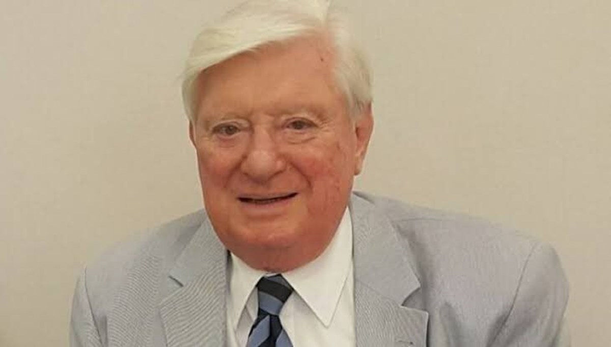 Eski Bakan Onur Kumbaracıbaşı vefat etti