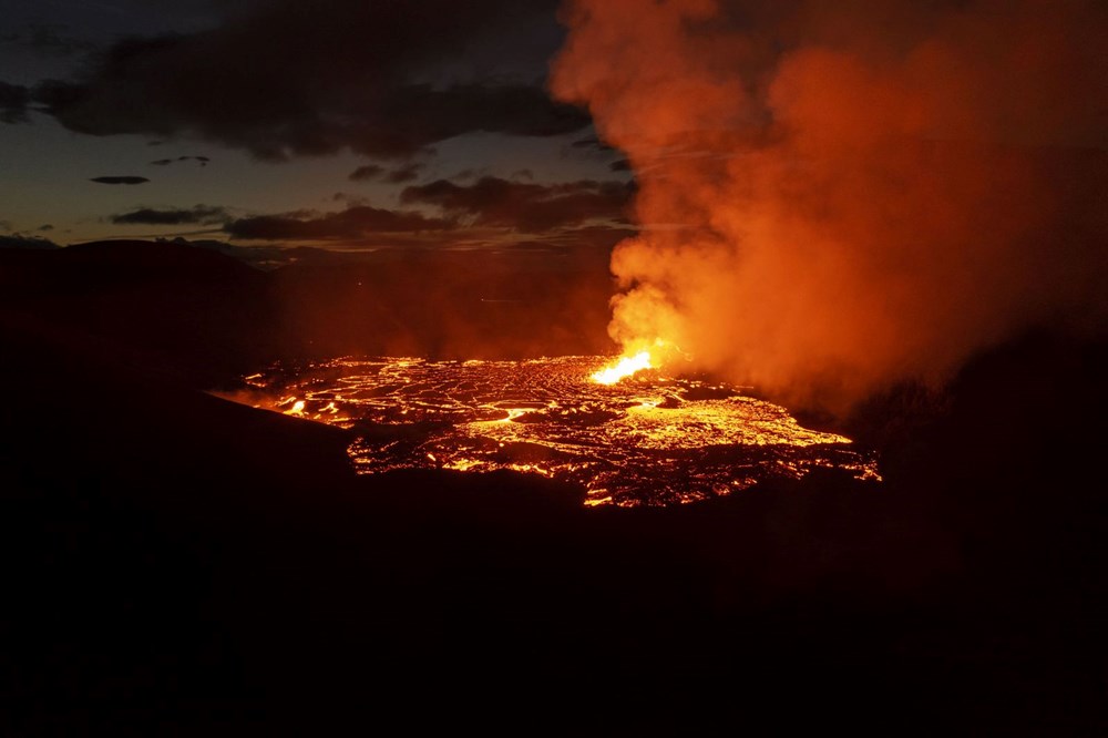 İzlanda'da volkan patlaması: Magma yeryüzüne çıktı - 1