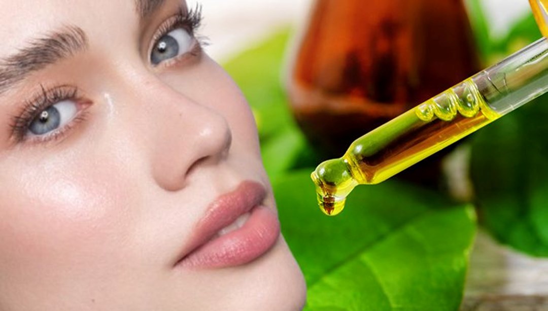 Mantarı temizliyor, sivilceleri kurutuyor: Kreminizin içine 1 damla ekleyin