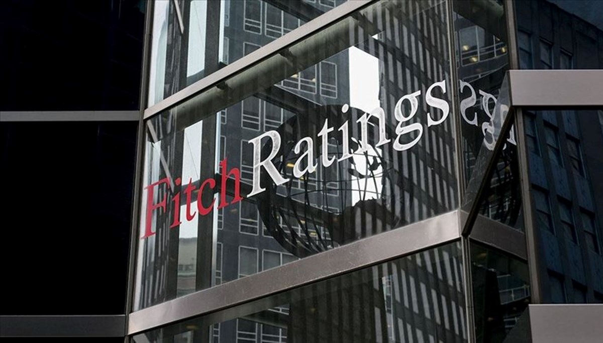 Fitch Ratings, Türkiye'nin kredi notunu yükseltti