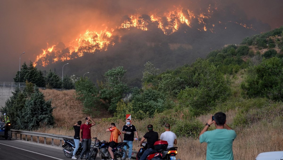 Geyve'de belediye meclis üyesine paylaşım gözaltısı