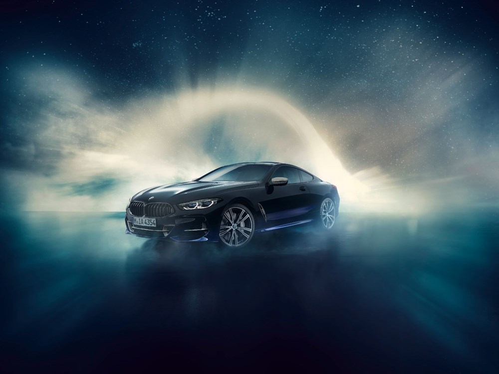 BMW'den göktaşı ile üretilmiş model (BMW M850i Night Sky) - 1