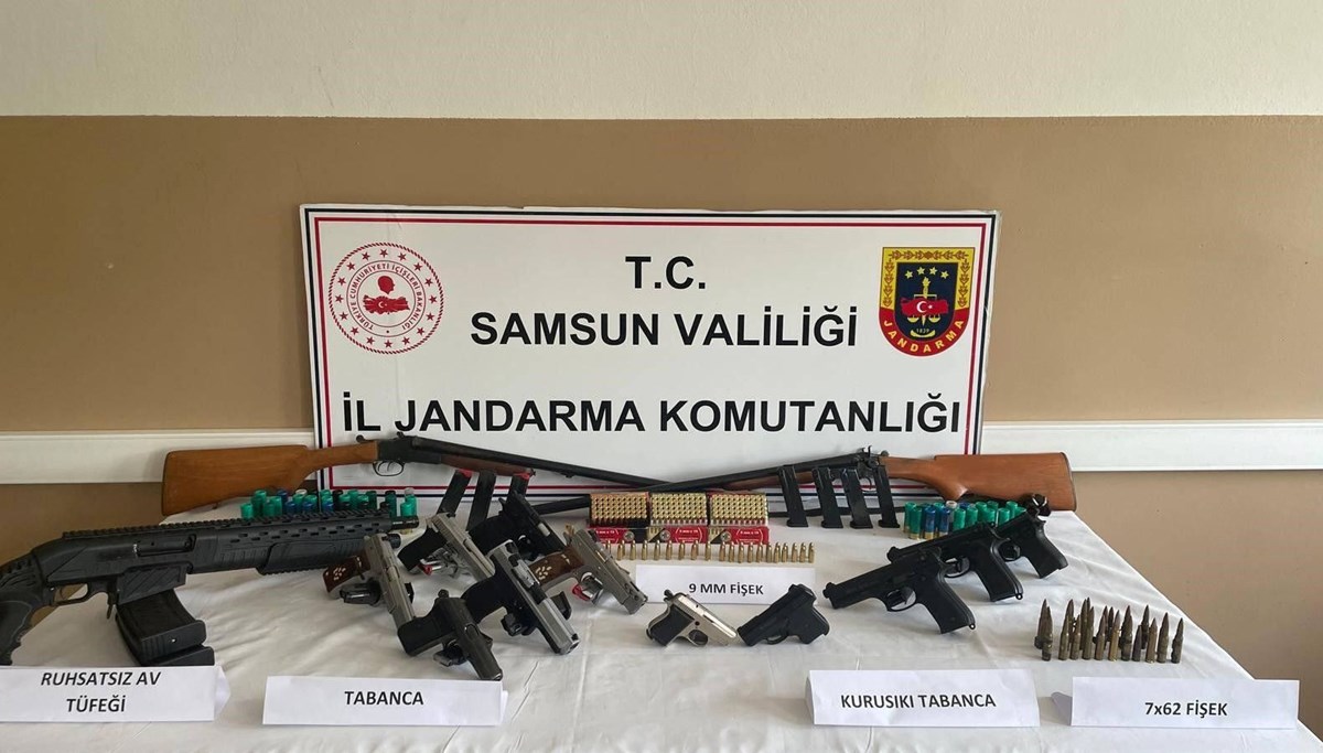 Jandarma silah operasyonu: 9 gözaltı