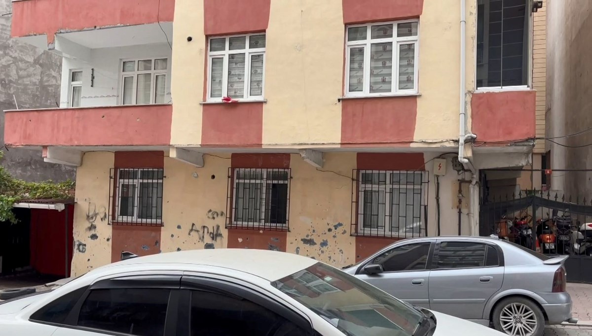 Esenyurt'ta kadın cinayeti: Eşimi boğarak öldürdüm Esenyurt'ta kadın cinayeti: Eşimi boğarak öldürdüm
