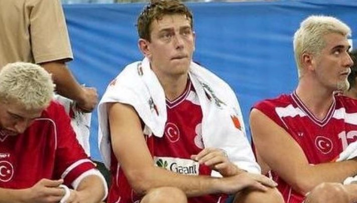 12 dev adamdan biriydi: Eski milli basketbolcu Asım Pars 48 yaşında hayatını kaybetti (Asım Pars kimdir?) 12 dev adamdan biriydi: Eski milli basketbolcu Asım Pars 48 yaşında hayatını kaybetti (Asım Pars kimdir?)