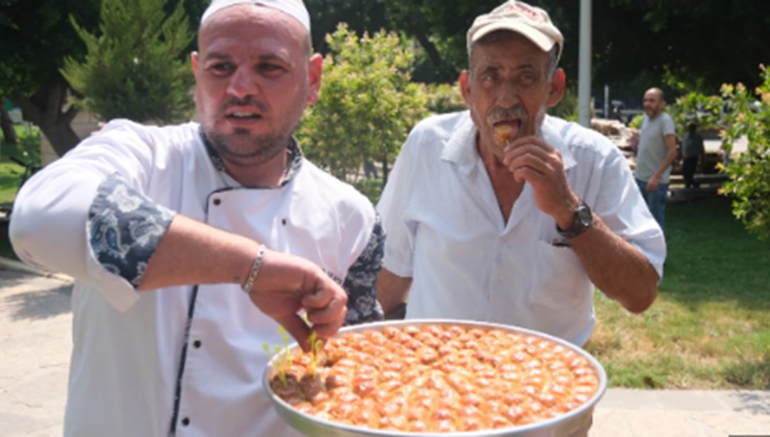 Adana'da ilginç lezzet: "Kıymalı baklava"