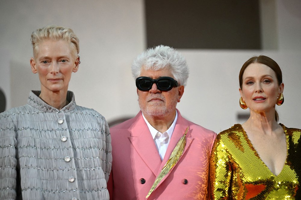 Pedro Almodovar'ın yeni filmi 17 dakika boyunca ayakta alkışlandı - 3