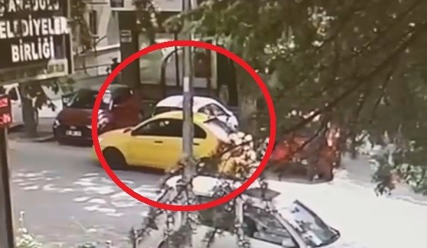 Aile, güvenlik kameralarını izleyince dolandırıldığını anladı