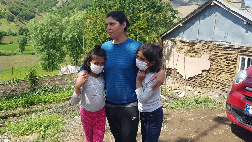 Bingöl'de depremin en çok etkilediği bölgeden son kareler - 9