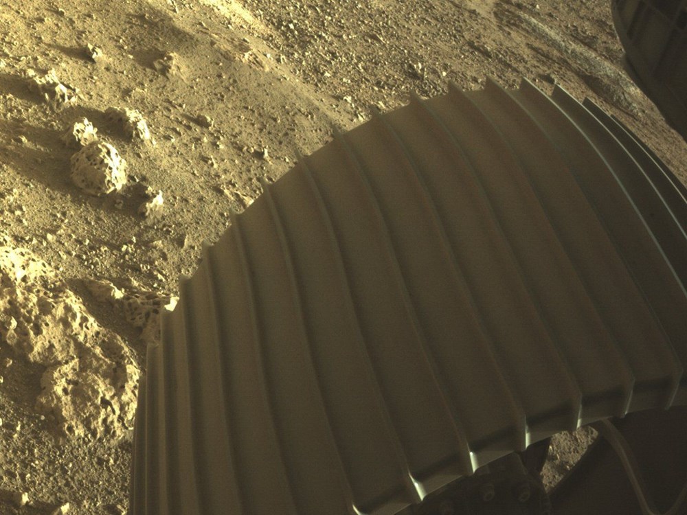 NASA, Mars'tan yeni fotoğraflar paylaştı - 3