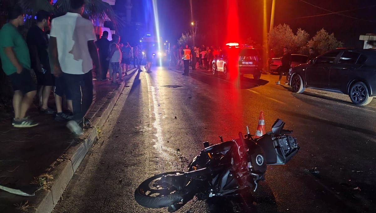 Alanya'da otomobil ile motosikletin çarpıştığı kazada 1 kişi öldü, 1 kişi yaralandı