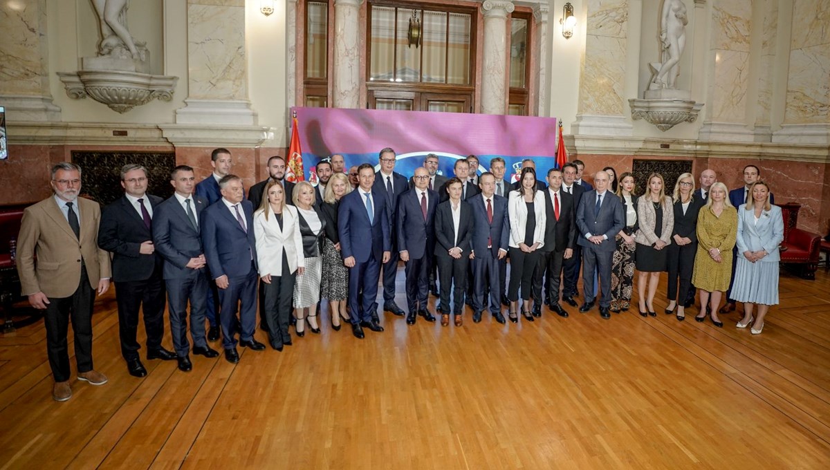 Sırbistan'da yeni hükümet kuruldu Sırbistan'da yeni hükümet kuruldu